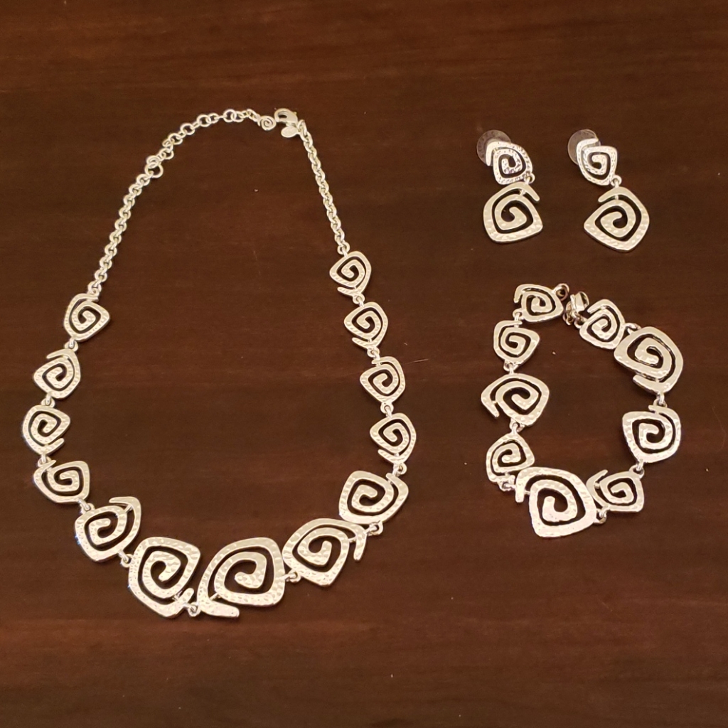 Silver Costume Jewelry Silver Costume Jewelry